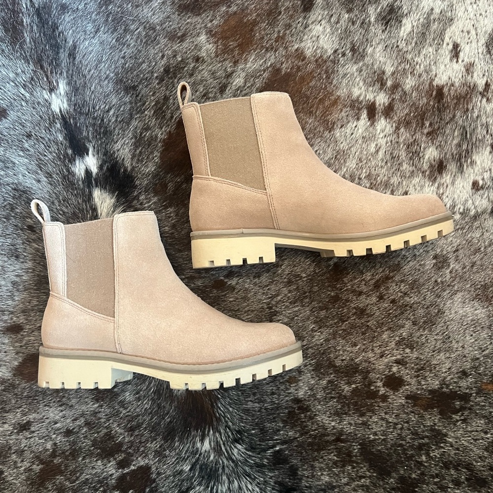Crown Vintage Beige Suede Chelsea Lug Booties